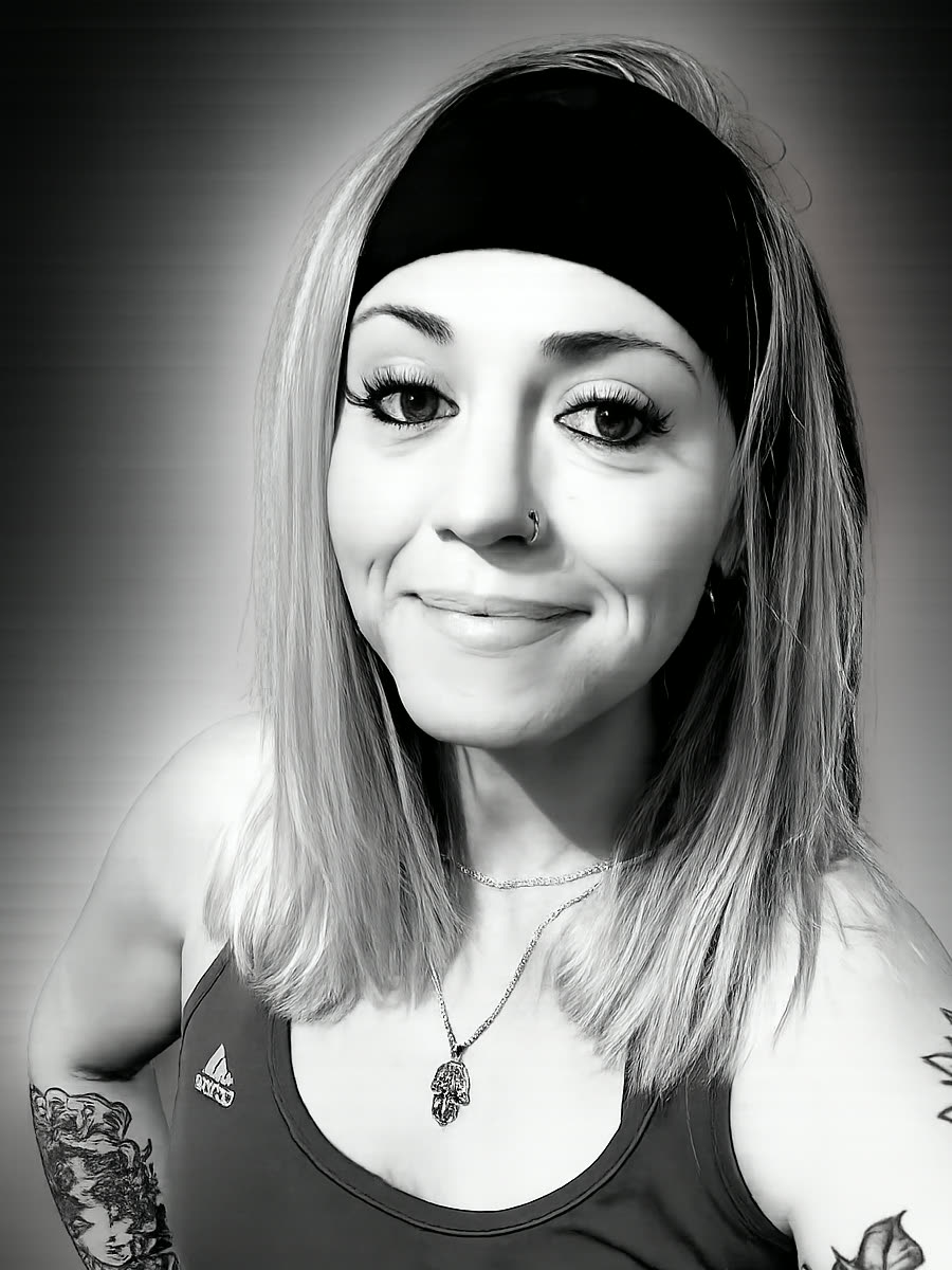 Carly, personal trainer and nutrition coach